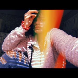 Meet your Posher, Kayman